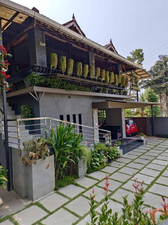 The Four Seasons Kalpetta Exterior foto
